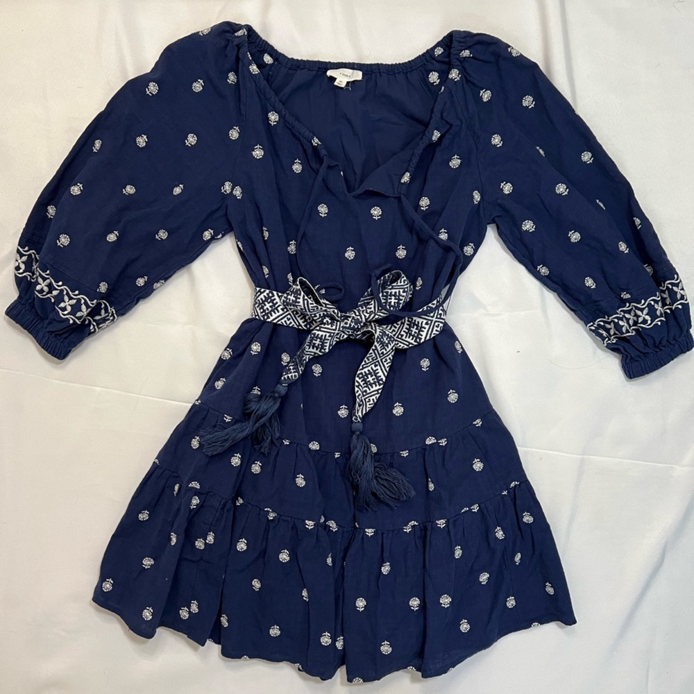 A Loves A Navy and White Embroidered Peasant Sleeve Belted Dress